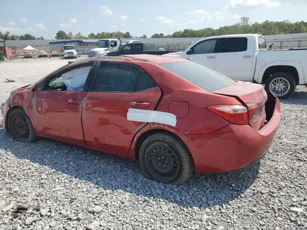 5YFBURHE9JP846295 2018 TOYOTA COROLLA - Image 2