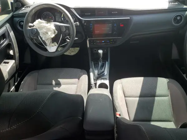 5YFBURHE9JP848337 2018 TOYOTA COROLLA - Image 8