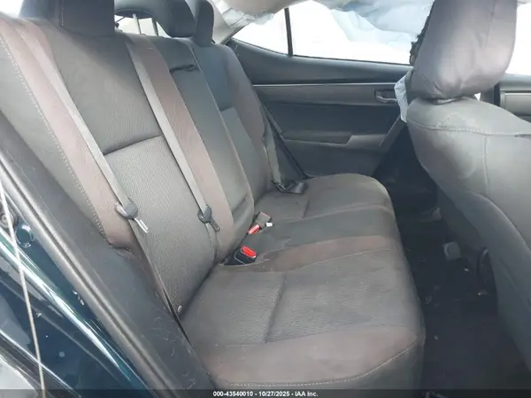 5YFBURHE9JP849312 2018 TOYOTA COROLLA - Image 8