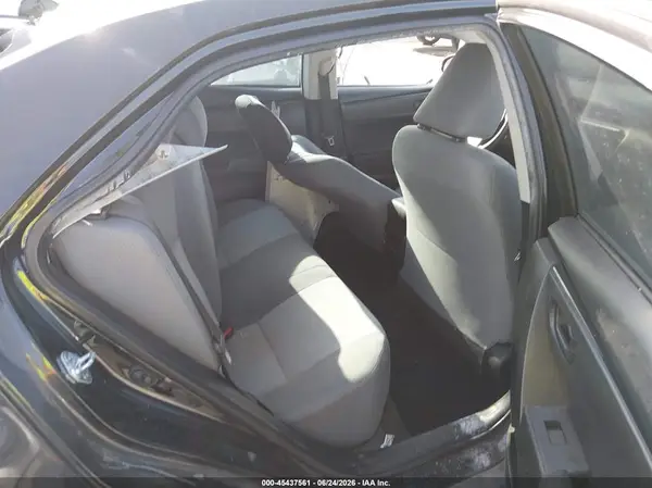5YFBURHE9JP855952 2018 TOYOTA COROLLA - Image 8