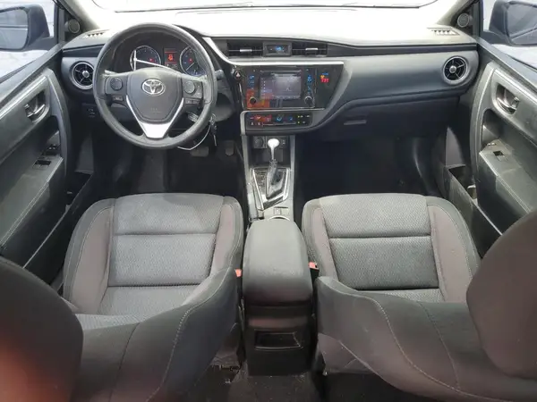 5YFBURHE9JP855983 2018 TOYOTA COROLLA - Image 8