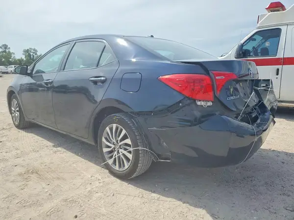 5YFBURHE9KP857492 2019 TOYOTA COROLLA - Image 2