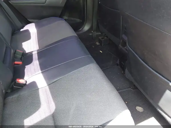 5YFBURHE9KP858206 2019 TOYOTA COROLLA - Image 8