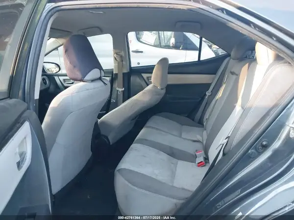5YFBURHE9KP861204 2019 TOYOTA COROLLA - Image 8