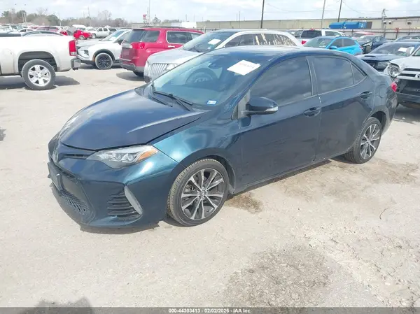 5YFBURHE9KP862255 2019 TOYOTA COROLLA - Image 2