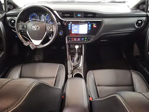 5YFBURHE9KP864068 2019 TOYOTA COROLLA - Image 8
