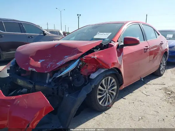 5YFBURHE9KP865432 2019 TOYOTA COROLLA - Image 2