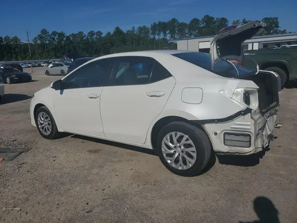 5YFBURHE9KP871246 2019 TOYOTA COROLLA - Image 2
