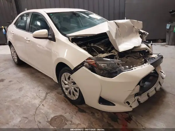 5YFBURHE9KP871926 2019 TOYOTA COROLLA - Image 1