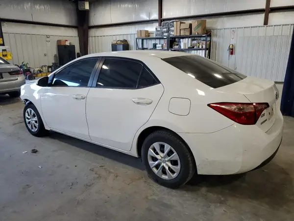 5YFBURHE9KP876415 2019 TOYOTA COROLLA - Image 2