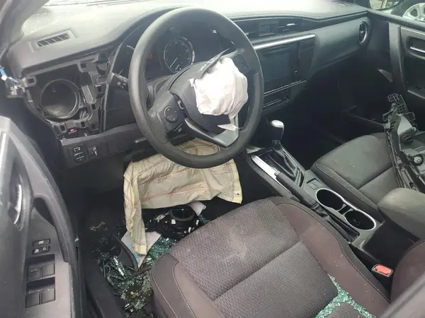 5YFBURHE9KP876446 2019 TOYOTA COROLLA - Image 8