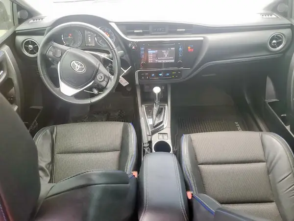 5YFBURHE9KP877483 2019 TOYOTA COROLLA - Image 8