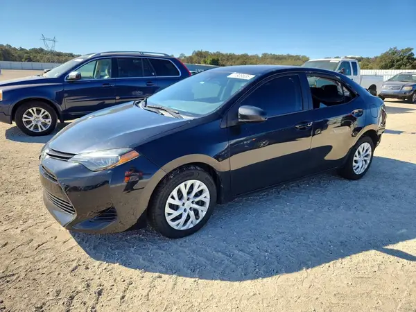 5YFBURHE9KP879847 2019 TOYOTA COROLLA - Image 1