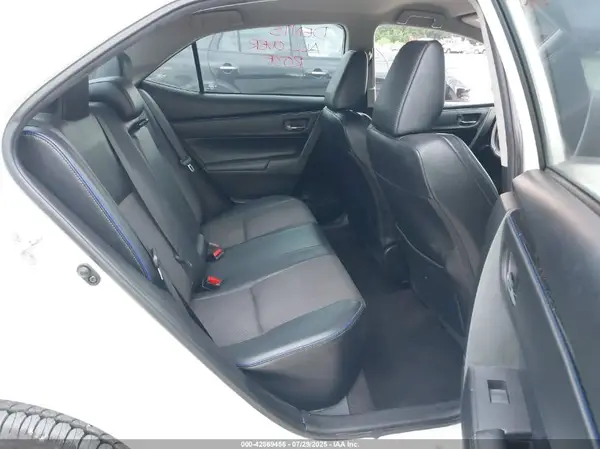 5YFBURHE9KP880545 2019 TOYOTA COROLLA - Image 8