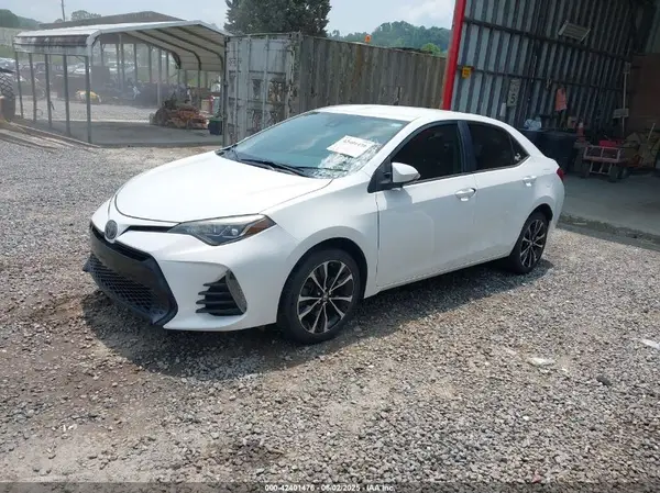 5YFBURHE9KP882487 2019 TOYOTA COROLLA - Image 2
