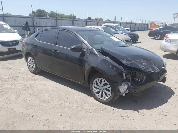 5YFBURHE9KP882599 2019 TOYOTA COROLLA - Image 1