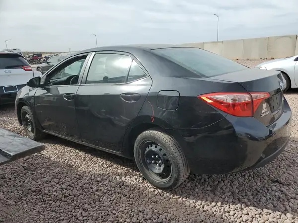 5YFBURHE9KP885275 2019 TOYOTA COROLLA - Image 2