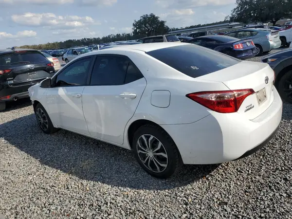 5YFBURHE9KP888872 2019 TOYOTA COROLLA - Image 2
