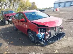 5YFBURHE9KP889875 2019 TOYOTA COROLLA