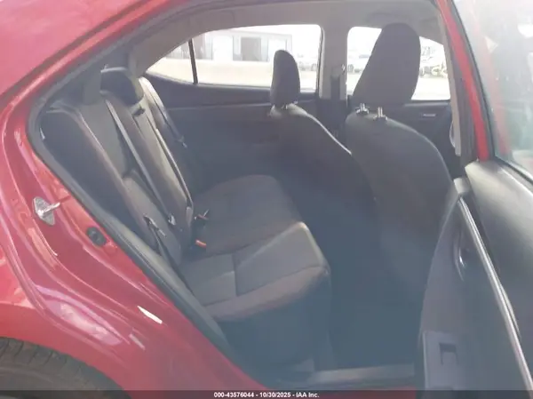 5YFBURHE9KP889875 2019 TOYOTA COROLLA - Image 8