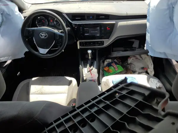 5YFBURHE9KP893005 2019 TOYOTA COROLLA - Image 8