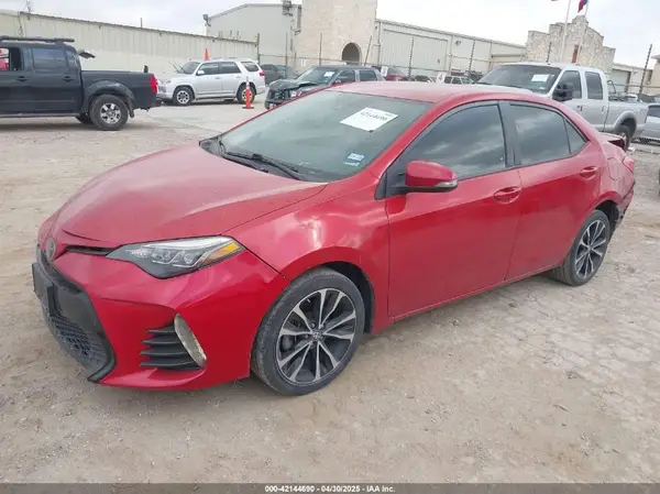 5YFBURHE9KP893540 2019 TOYOTA COROLLA - Image 2