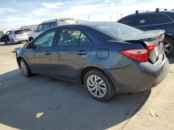 5YFBURHE9KP893649 2019 TOYOTA COROLLA - Image 2
