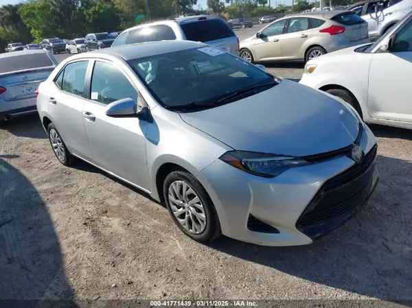 5YFBURHE9KP894803 2019 TOYOTA COROLLA - Image 1