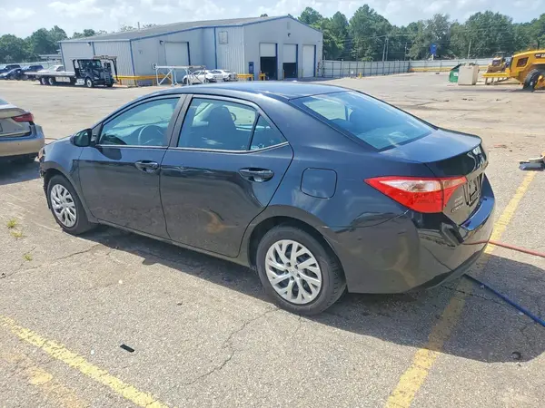 5YFBURHE9KP895448 2019 TOYOTA COROLLA - Image 2