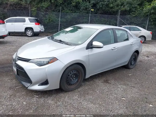 5YFBURHE9KP897510 2019 TOYOTA COROLLA - Image 2