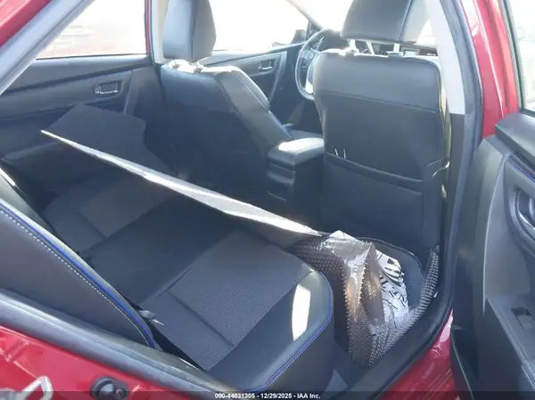 5YFBURHE9KP897944 2019 TOYOTA COROLLA - Image 8