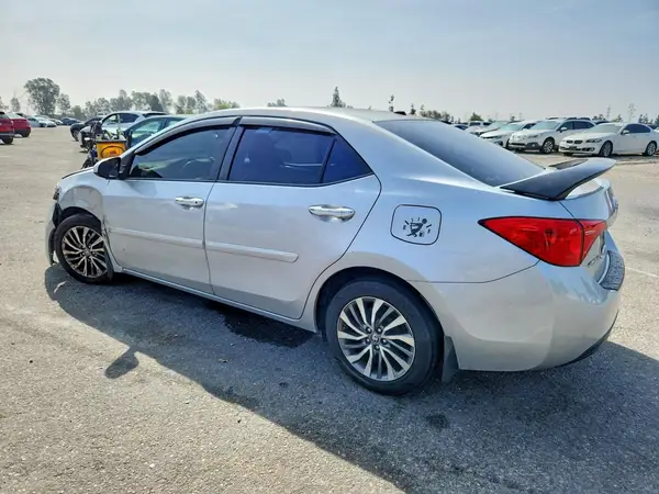 5YFBURHE9KP901538 2019 TOYOTA COROLLA - Image 2