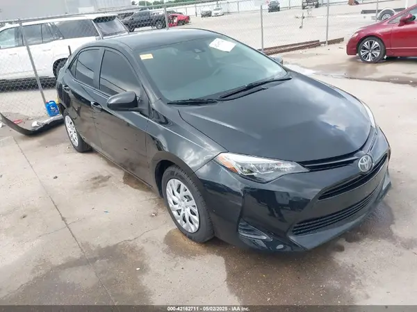 5YFBURHE9KP901622 2019 TOYOTA COROLLA - Image 1