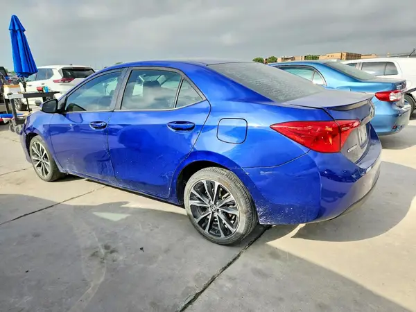 5YFBURHE9KP902902 2019 TOYOTA COROLLA - Image 2