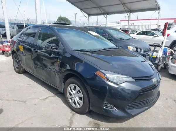 5YFBURHE9KP903712 2019 TOYOTA COROLLA - Image 1