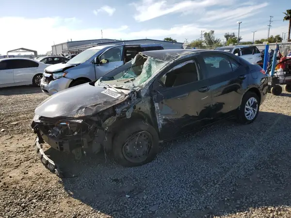 5YFBURHE9KP904634 2019 TOYOTA COROLLA - Image 1