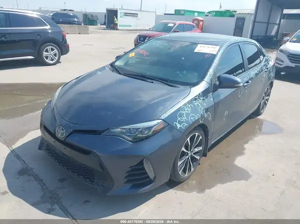 5YFBURHE9KP908375 2019 TOYOTA COROLLA - Image 2