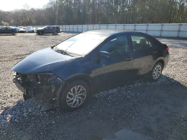 5YFBURHE9KP909784 2019 TOYOTA COROLLA - Image 1