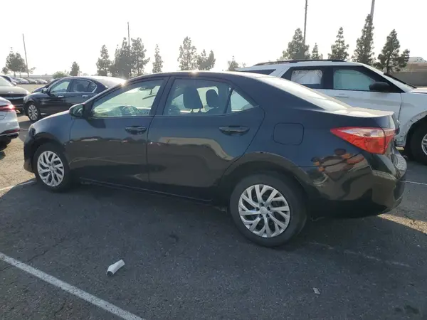 5YFBURHE9KP911874 2019 TOYOTA COROLLA - Image 2