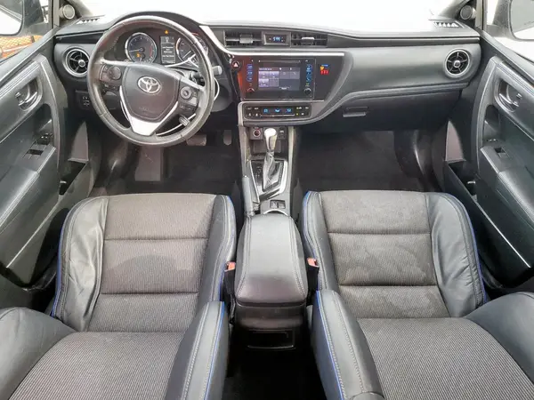 5YFBURHE9KP911972 2019 TOYOTA COROLLA - Image 8