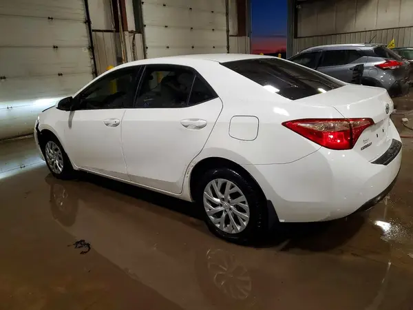 5YFBURHE9KP912328 2019 TOYOTA COROLLA - Image 2