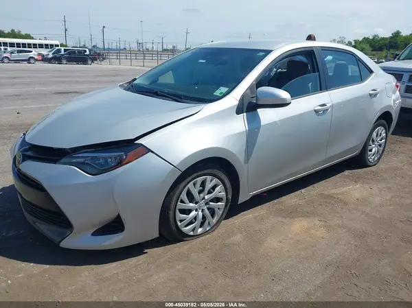 5YFBURHE9KP913642 2019 TOYOTA COROLLA - Image 2