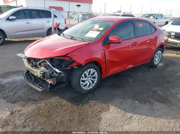 5YFBURHE9KP915343 2019 TOYOTA COROLLA - Image 2