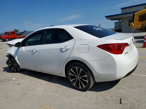 5YFBURHE9KP918601 2019 TOYOTA COROLLA - Image 2
