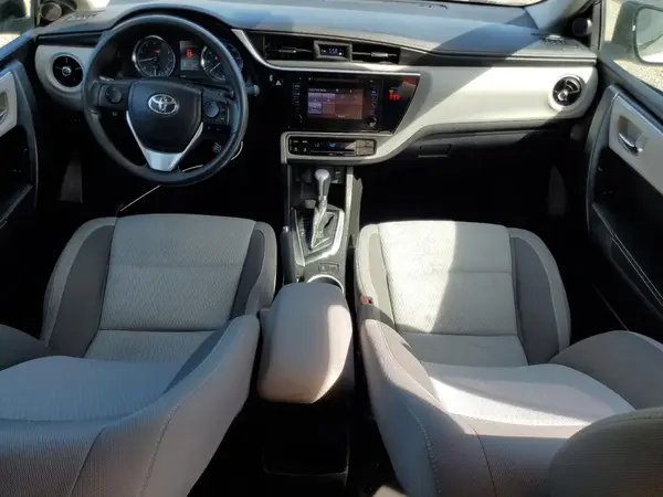 5YFBURHE9KP918663 2019 TOYOTA COROLLA - Image 8