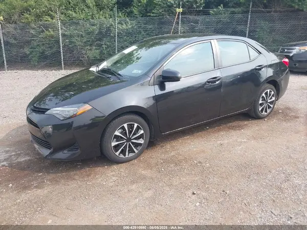 5YFBURHE9KP919165 2019 TOYOTA COROLLA - Image 2
