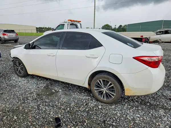 5YFBURHE9KP923216 2019 TOYOTA COROLLA - Image 2
