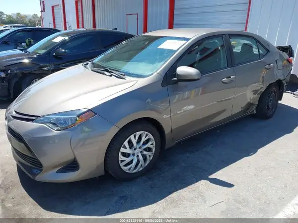 5YFBURHE9KP926178 2019 TOYOTA COROLLA - Image 2