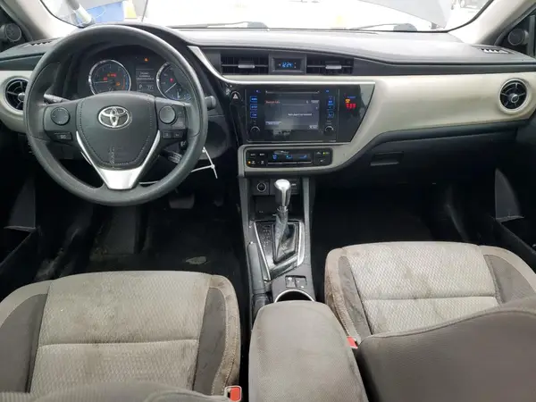 5YFBURHE9KP929405 2019 TOYOTA COROLLA - Image 8