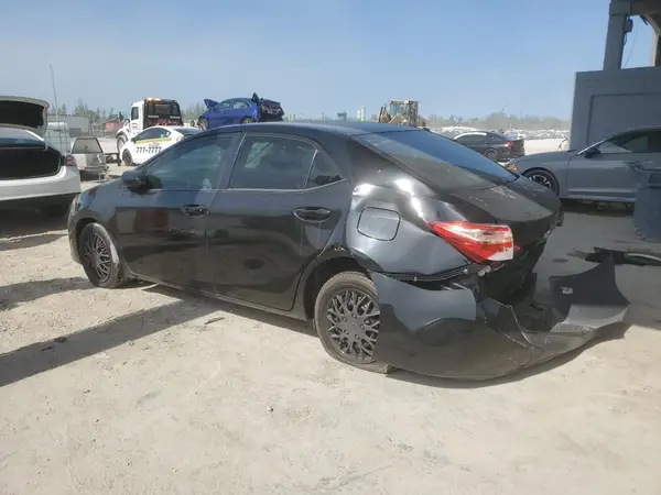 5YFBURHE9KP932630 2019 TOYOTA COROLLA - Image 2